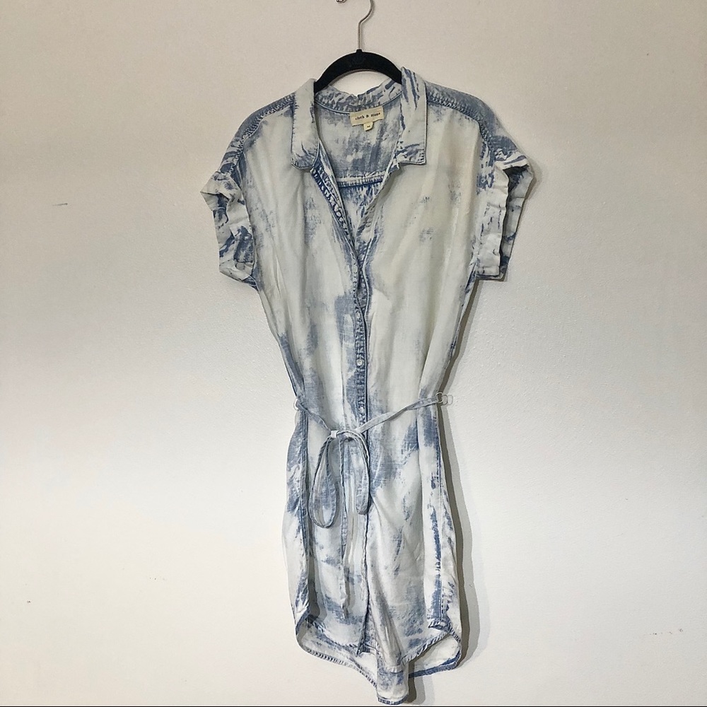 Cloth & Stone Light Wash Denim Pattern Dress